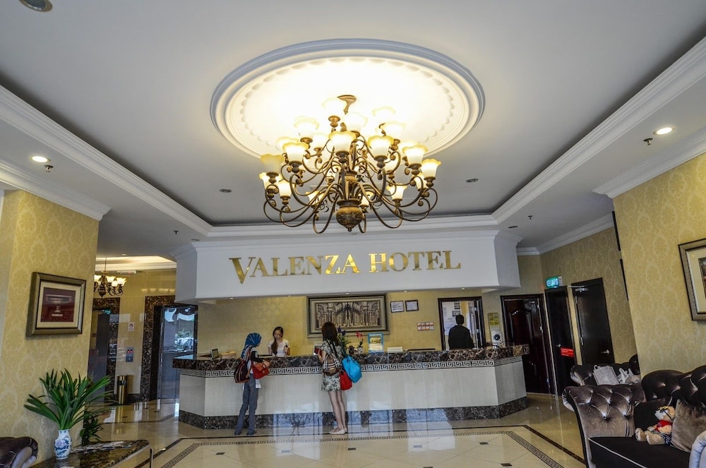 Valenza Hotel Cafe 5/22