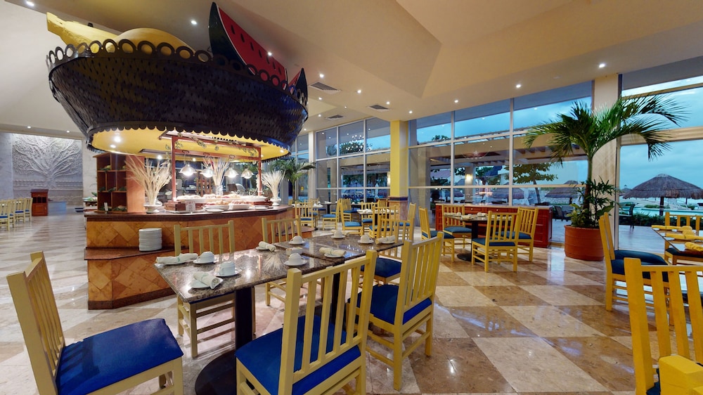 Grand Park Royal Cancun All Inclusive 58/73
