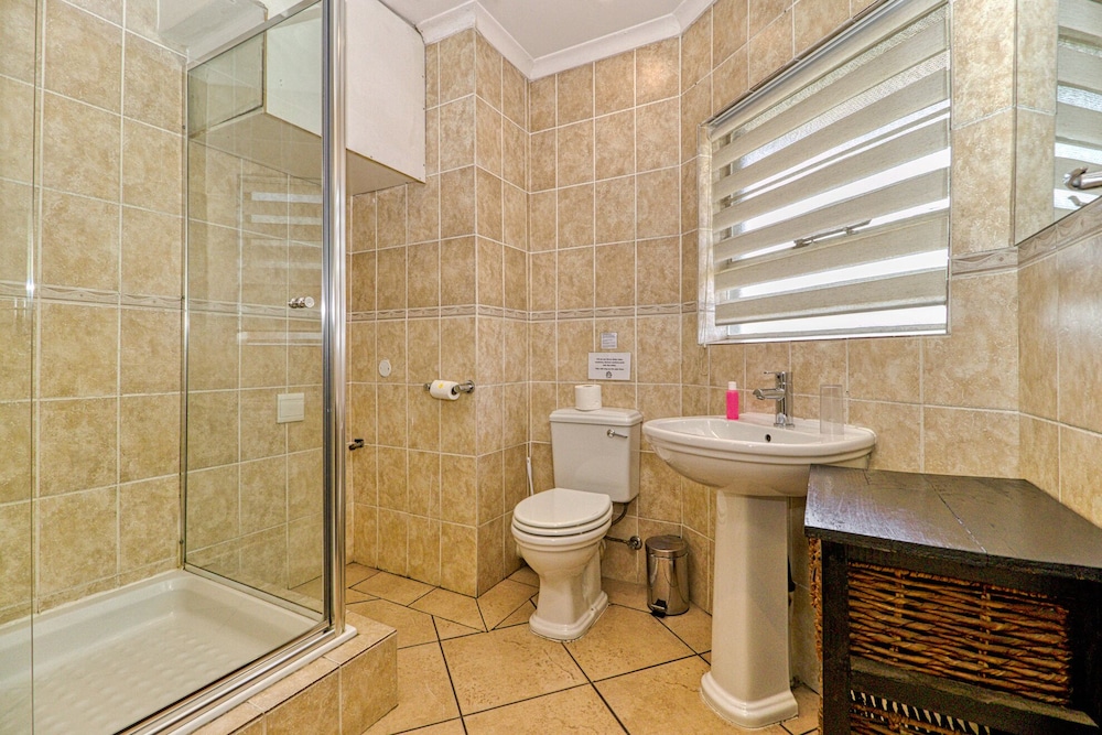 جناح استوديو كومفورت بسرير كوين بغرفة نوم واحدة، Bm Gardens Apartment Hotel 2/2