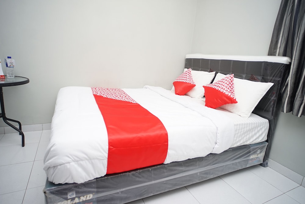 OYO 1007 Alletha Guest House 2 20/24