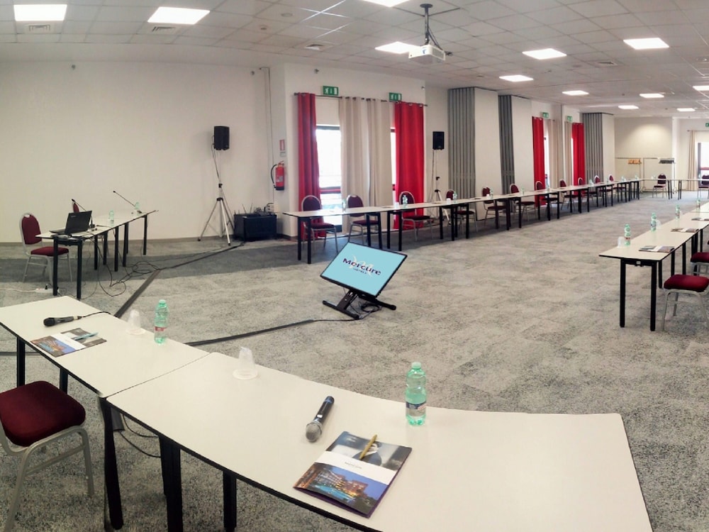 Mercure Rome Leonardo Da Vinci Airport 41/50