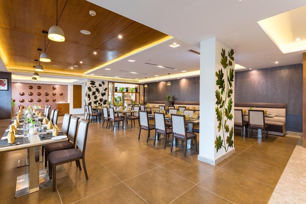 SUGAR BUSINESS HOTEL 39/45