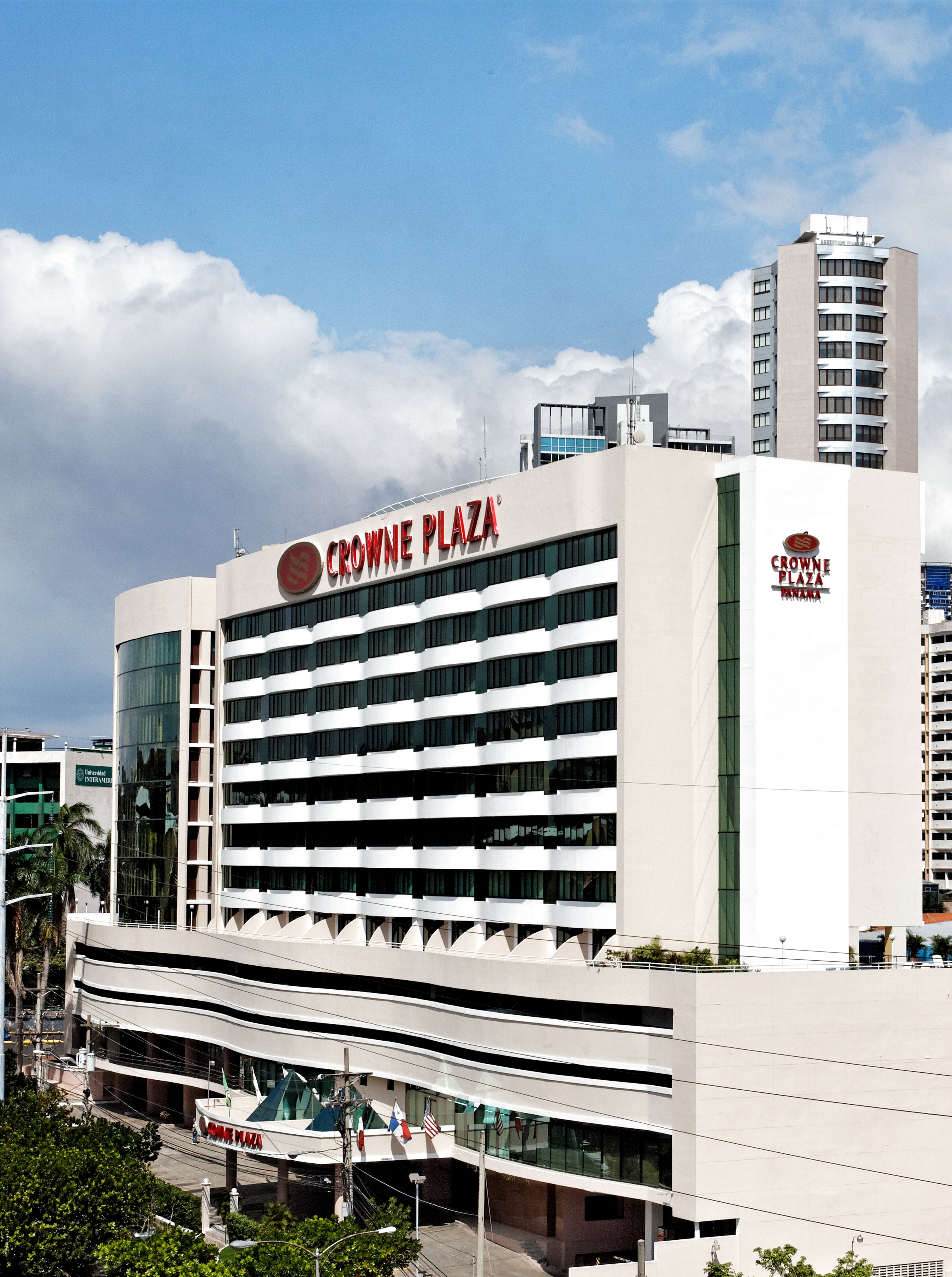 Crowne Plaza Panama 5/80