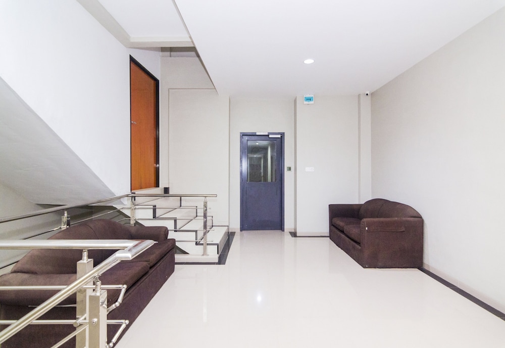 Oyo 1867 Kara Guest House 37/43