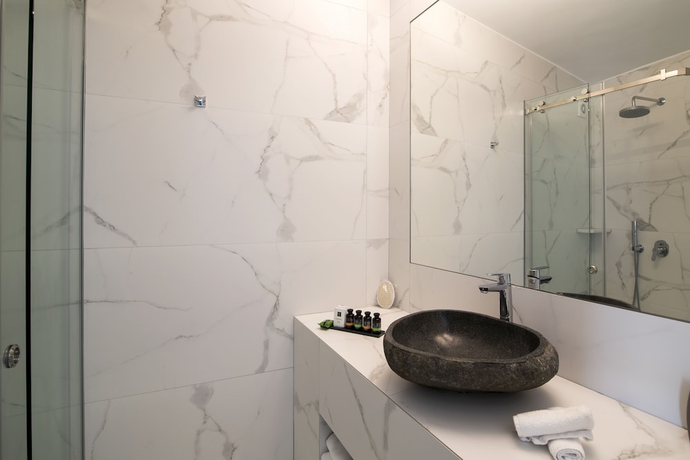 جناح ديلوكس بسرير مزدوج بإطلالة على البحر بمسبح خاص، Smy Mykonos Suites Villas 7/9