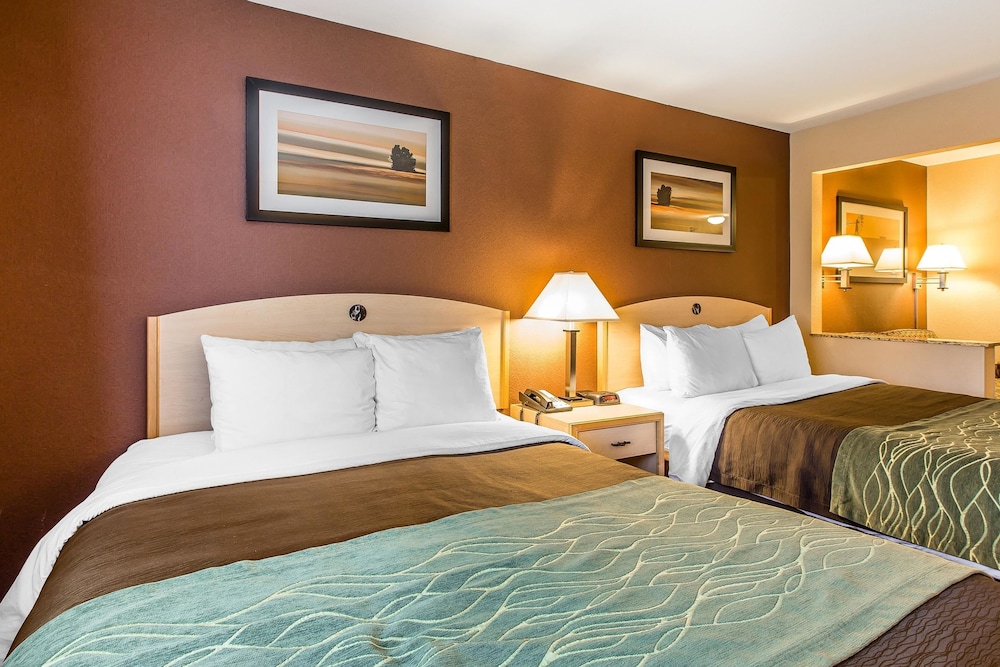 Quality Inn & Suites Loveland 14/34