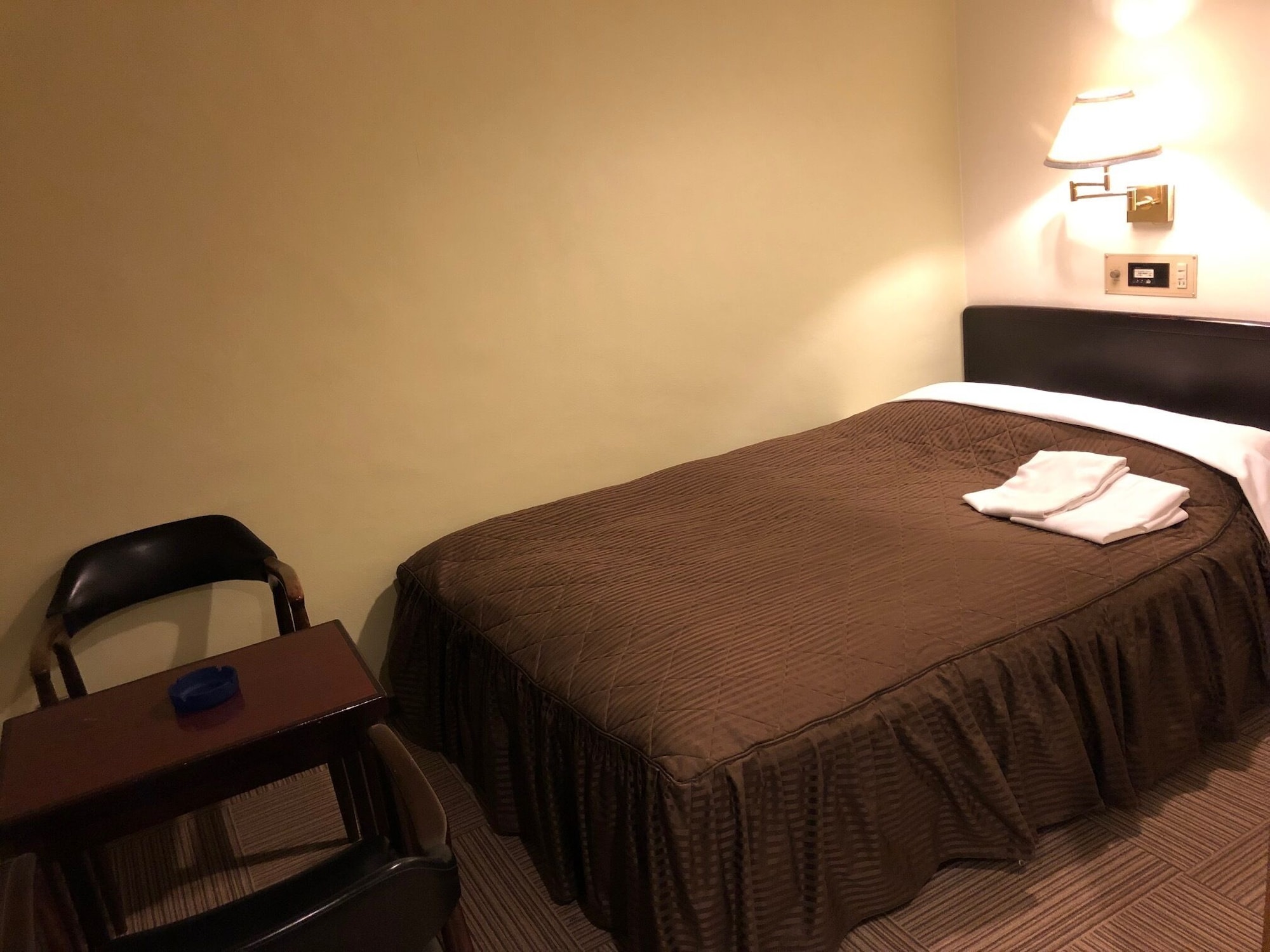 غرفة بسرير مزدوج للمدخنين، Hotel Sho Sapporo 2/3