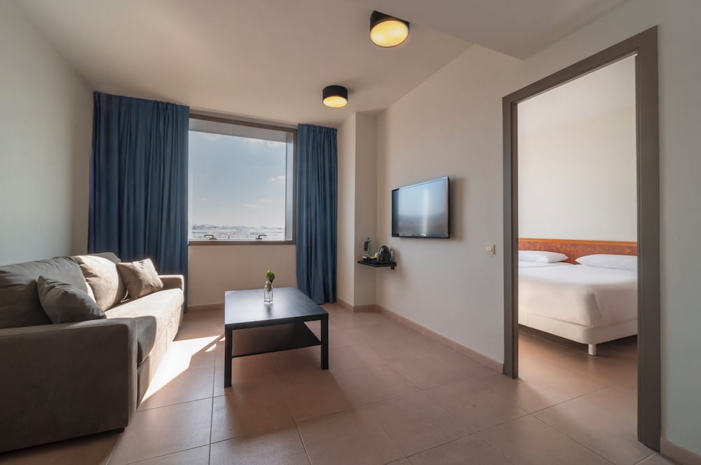 Hesperia Sant Joan Suites 24/57