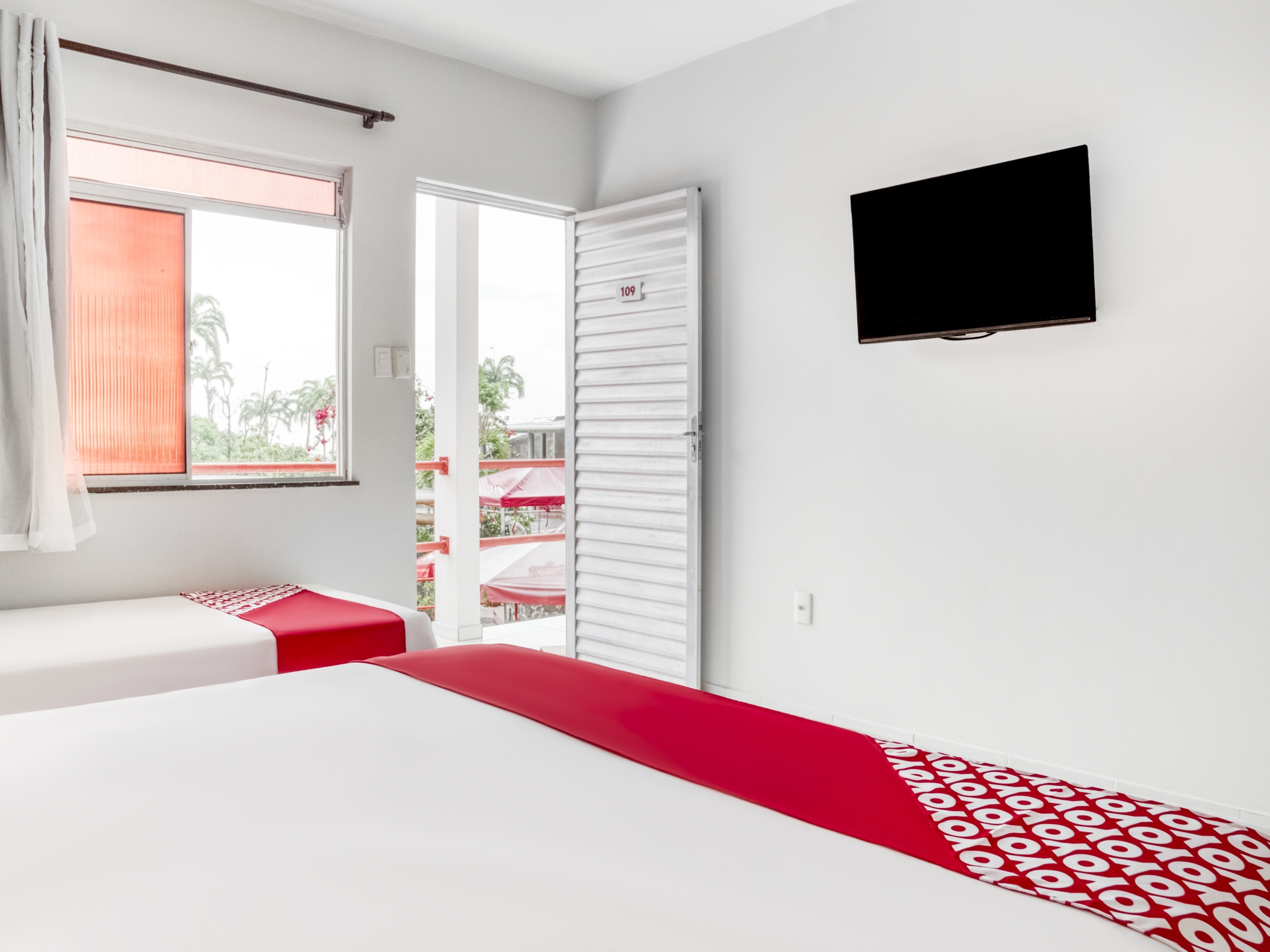 غرفة ثلاثية بسرير مزدوج وسرير فردي، OYO Praia Hotel Recanto do Tome - Salvador 5/6