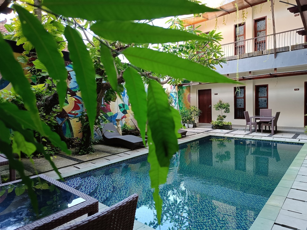 Keola Hotel 19/23
