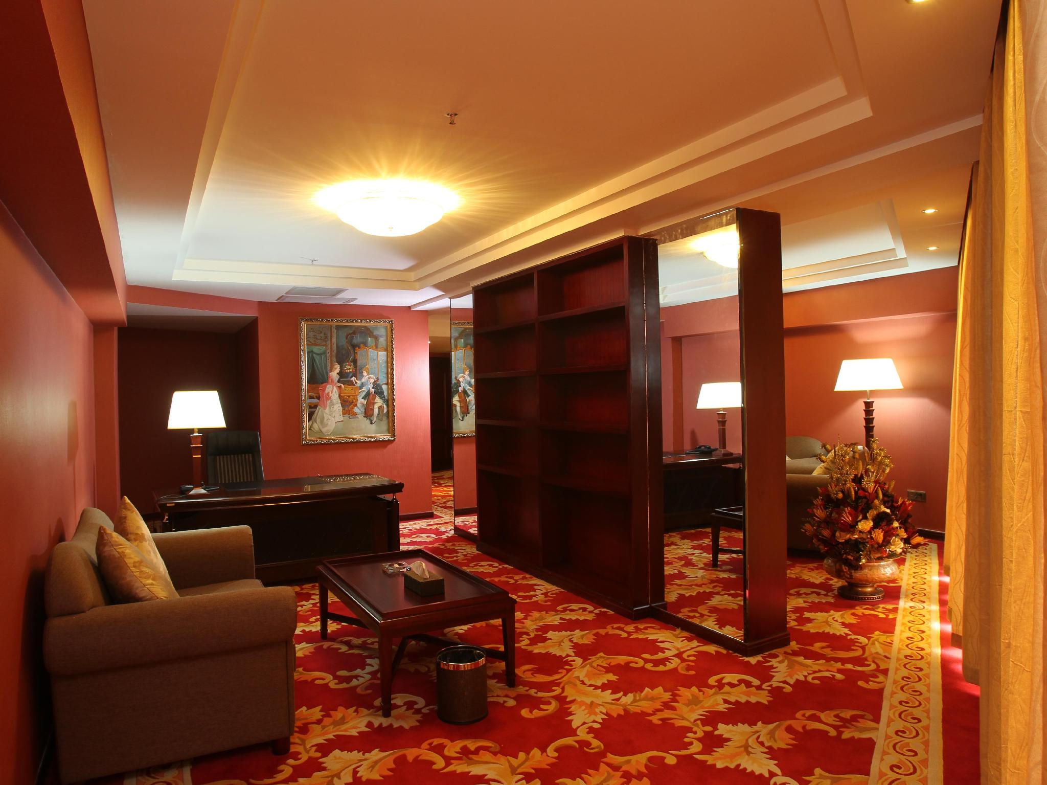 Hawaii Hotel 10/22