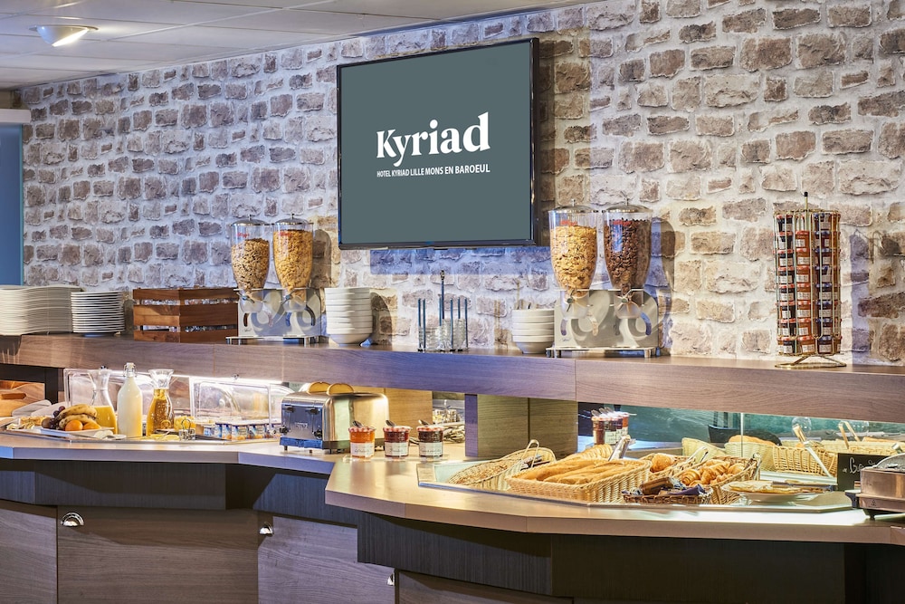 Kyriad Lille - Mons en Baroeul 56/64