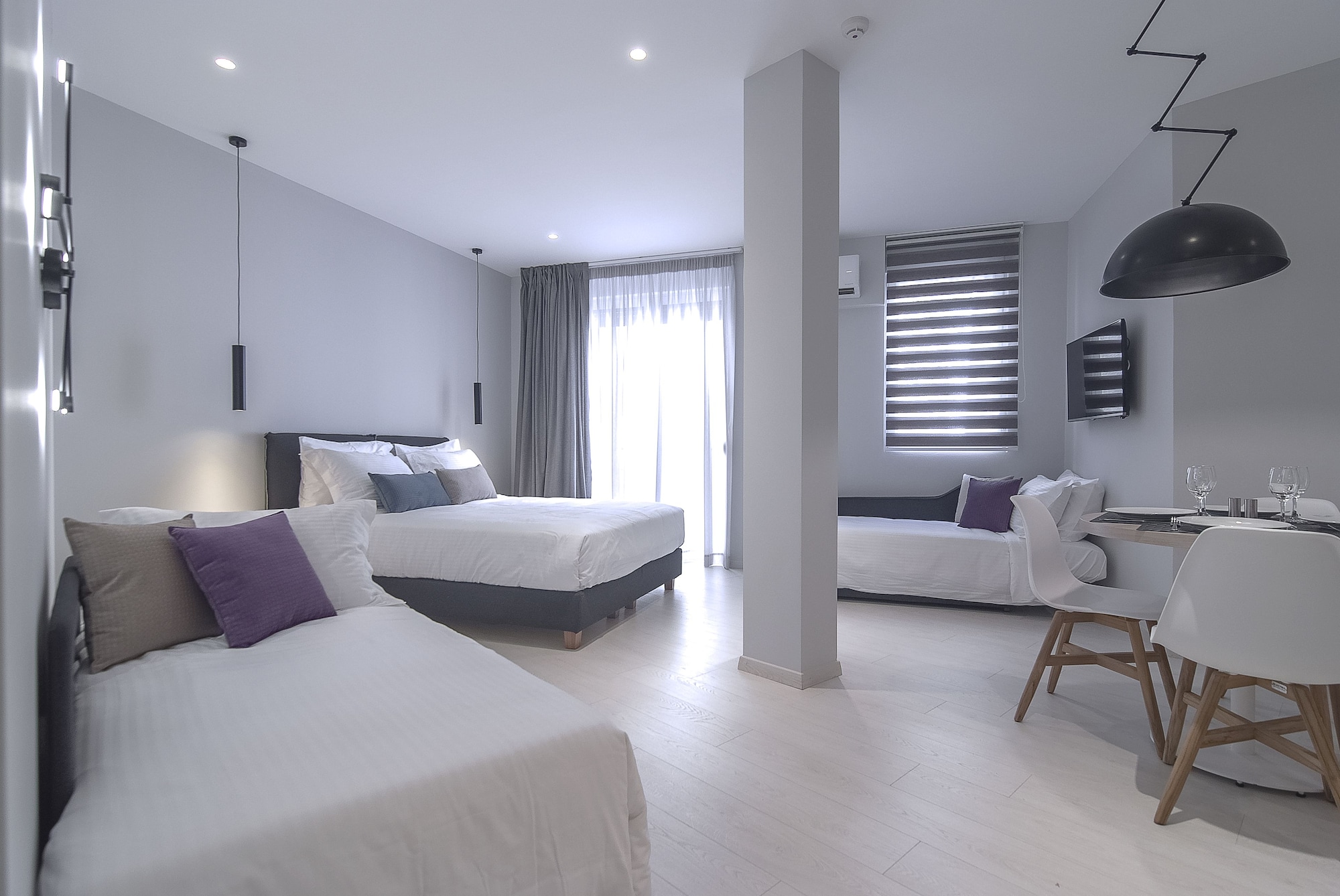 FAMILY, APARTMENT, QUEEN BED, 2 SOFA