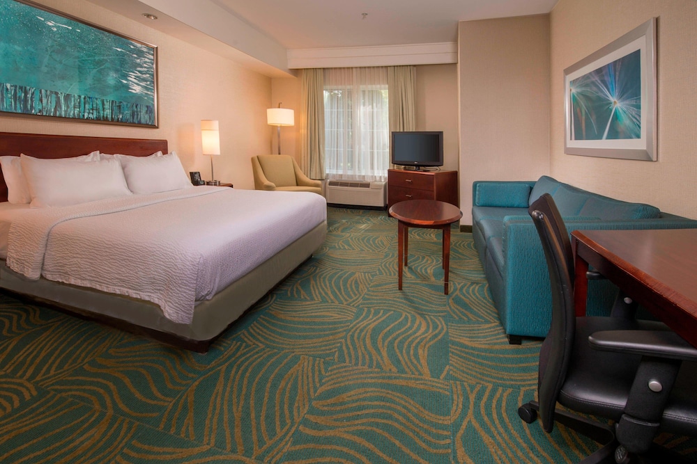 Springhill Suites by Marriott State College 23/63