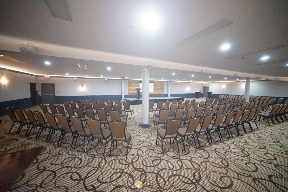 Stone Castle Hotel Conference Center 50/54
