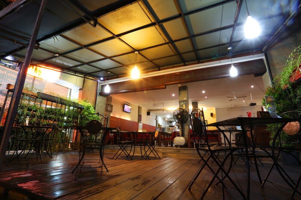 Sans Vibes Puri Mango Hotel Sanur 43/67