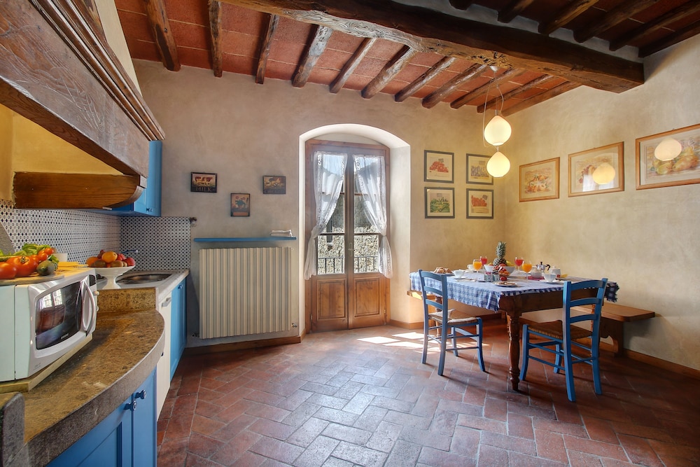 VILLA LA BORGHETTA RESORT 33/46