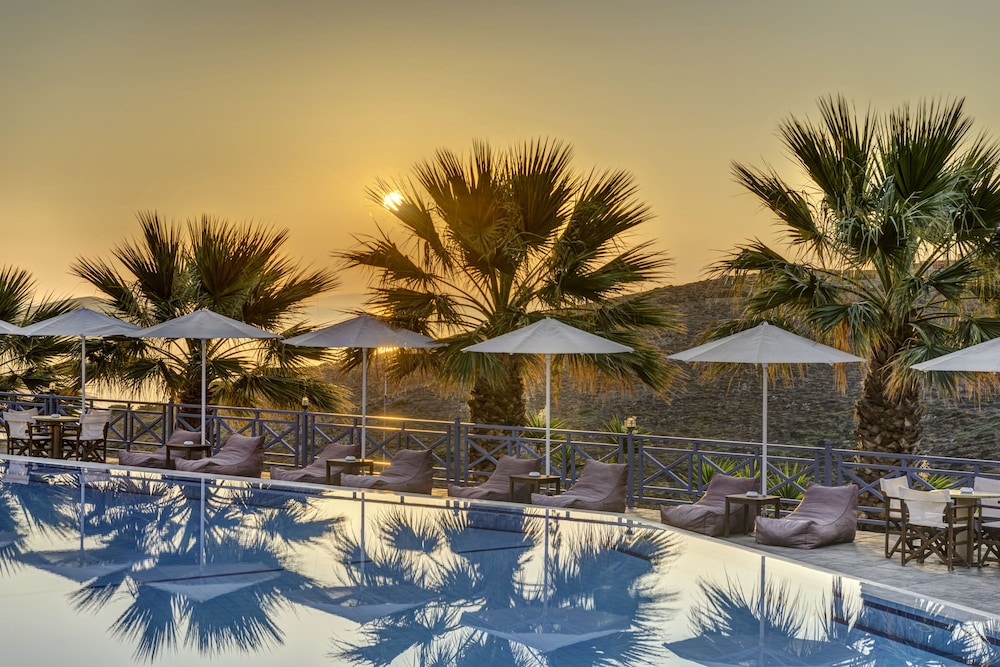 Sunrise Beach Suites 37/50
