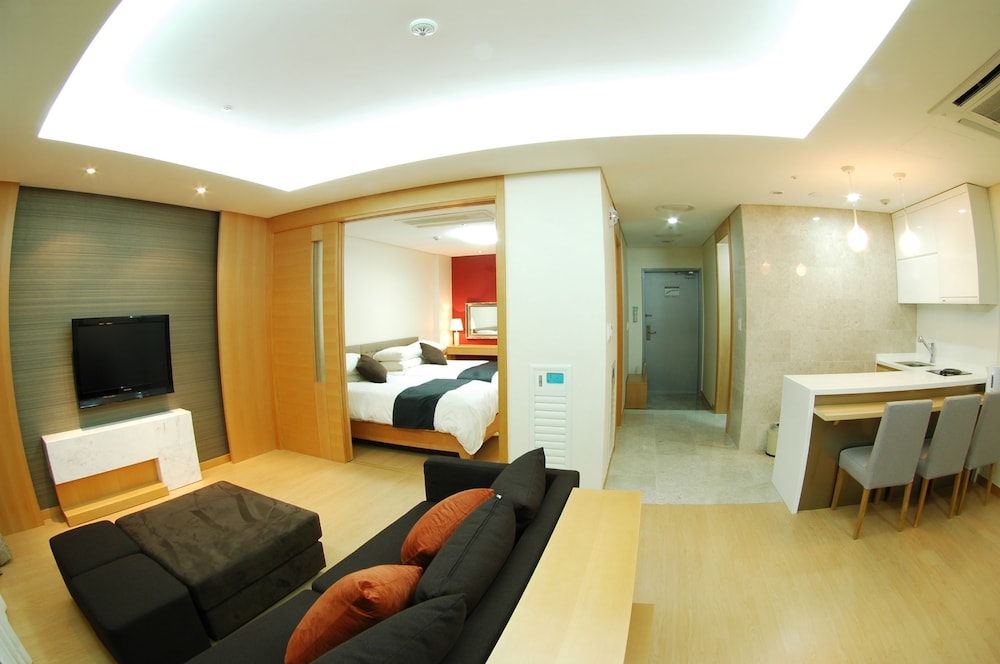 Kumho Jeju Resort 29/62
