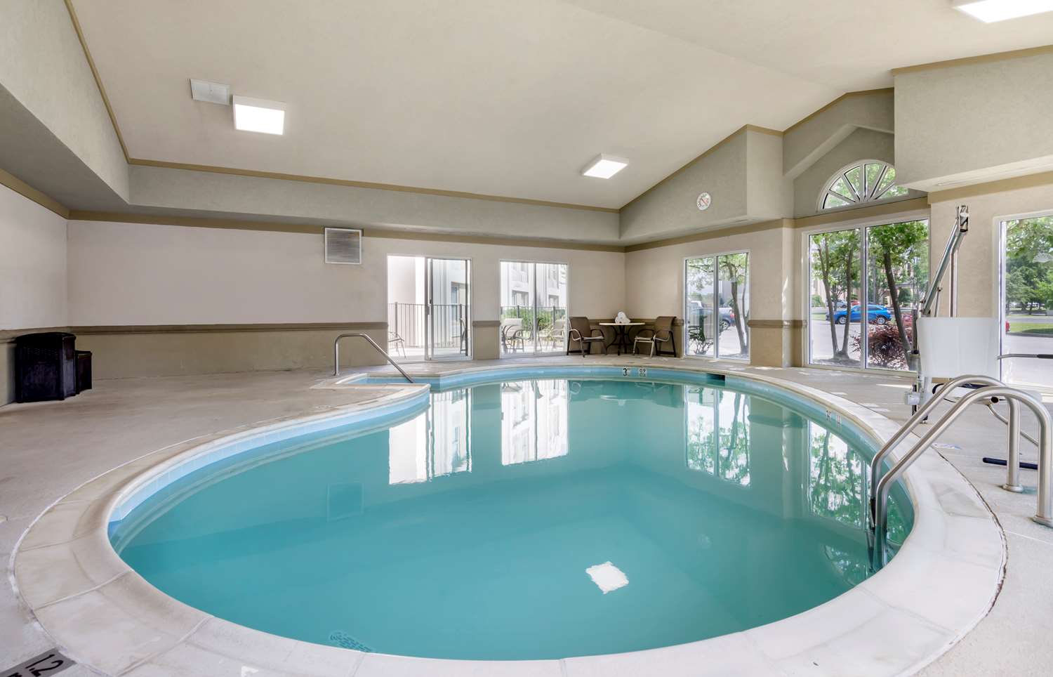 Best Western Plus Inn At Valley View 4/11