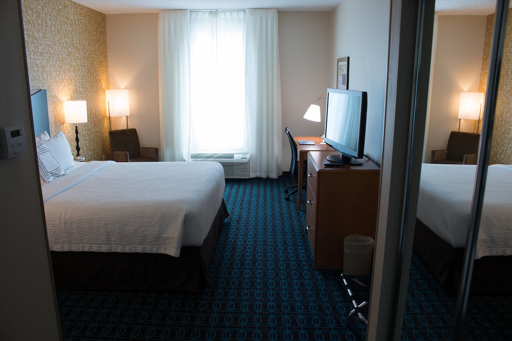 Fairfield Inn Suites By Marriott Oakland Hayward 17/48