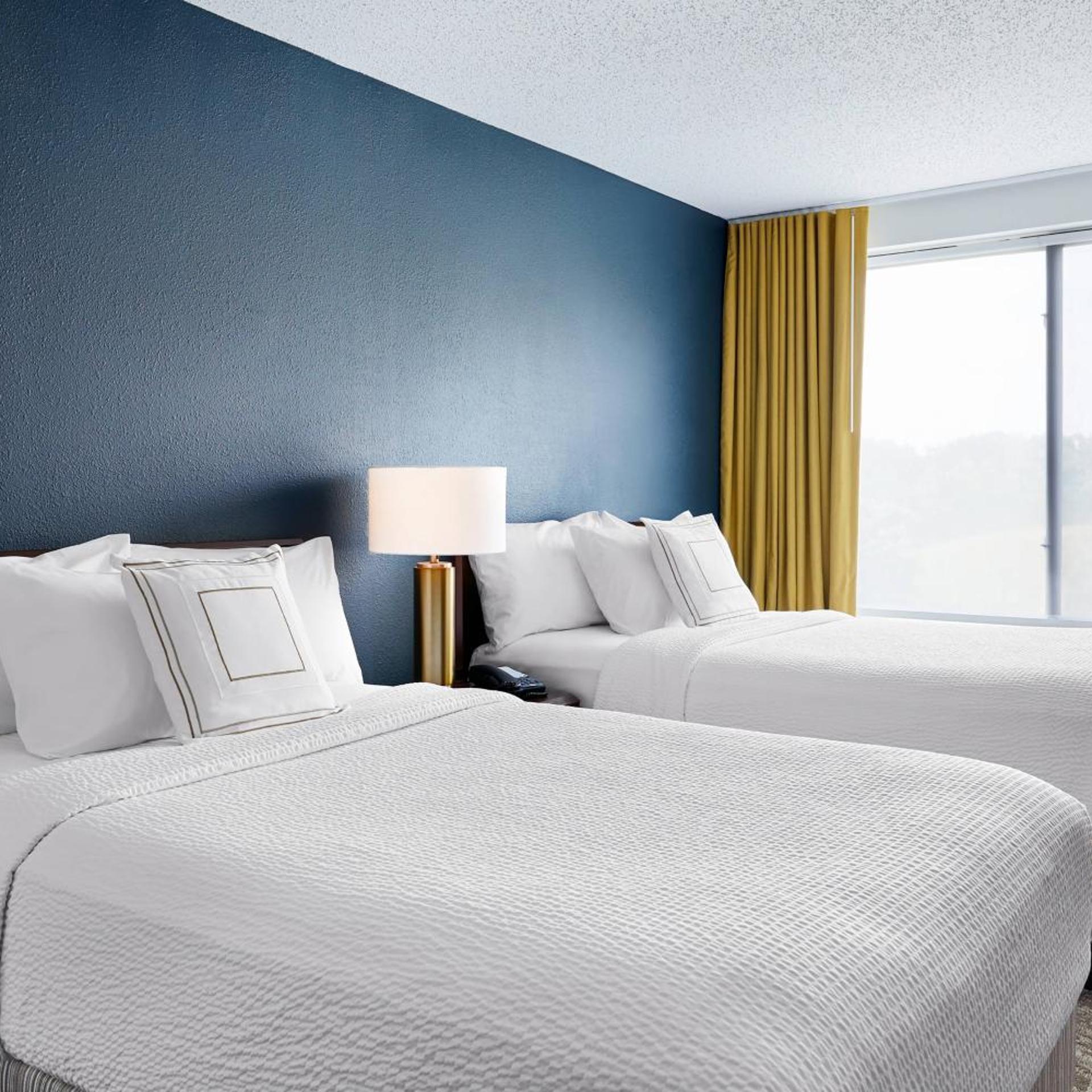 Suite, Double Bed, Sofa, Accessible