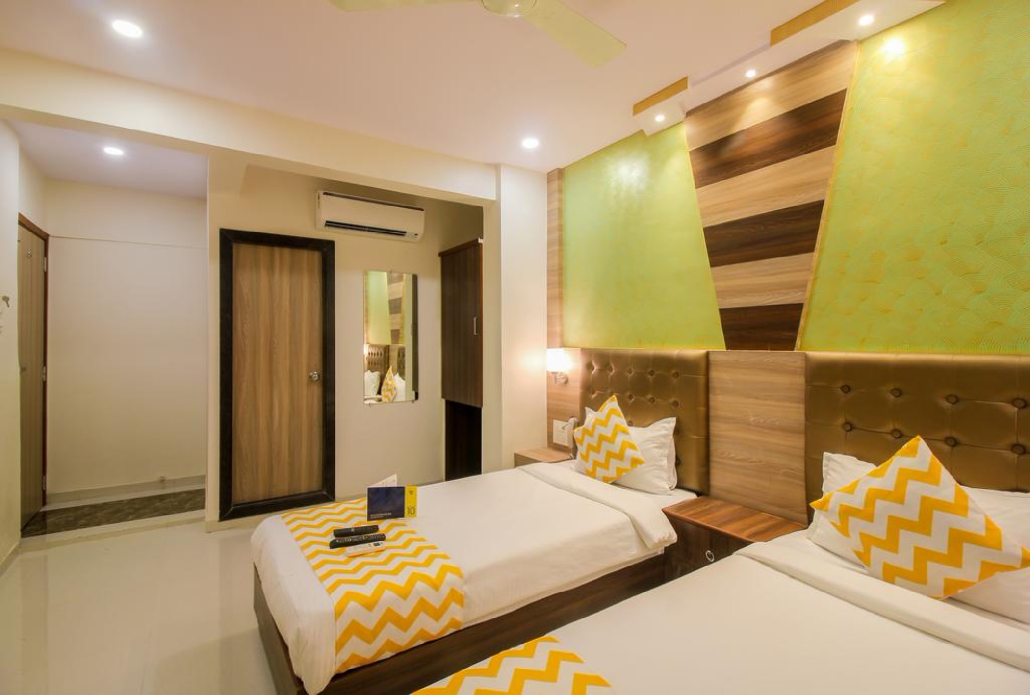 Fabhotel Hill Park Mumbai Airport 11/23