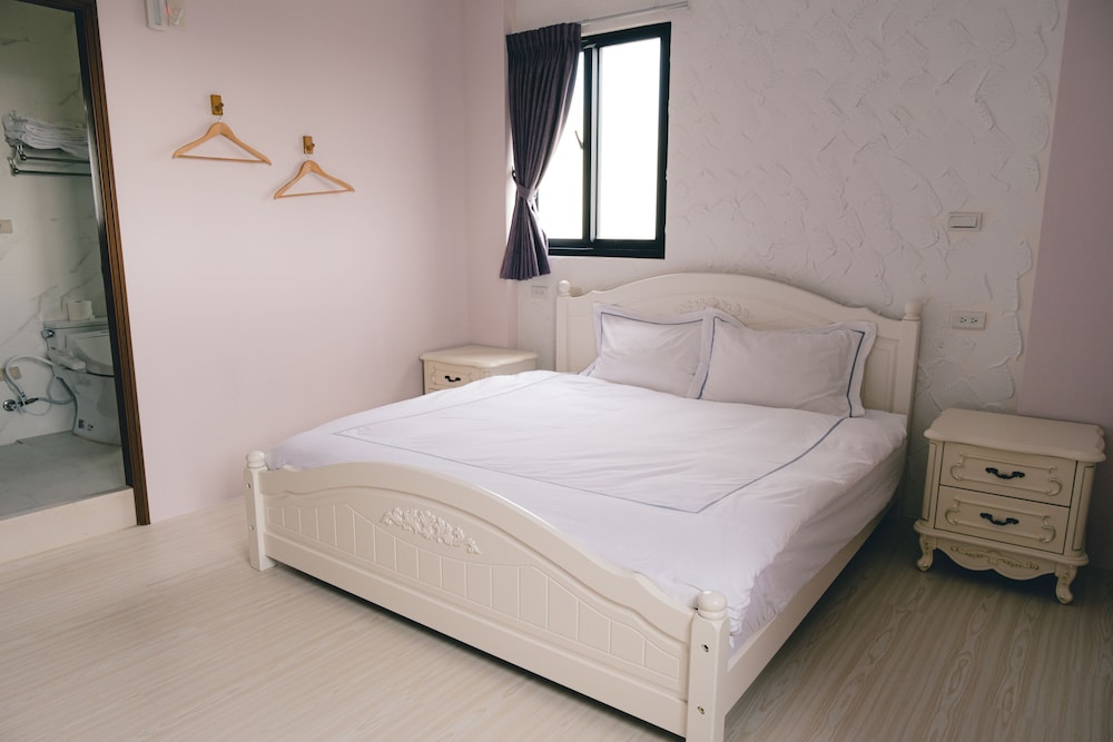 STANDARD, DOUBLE BED