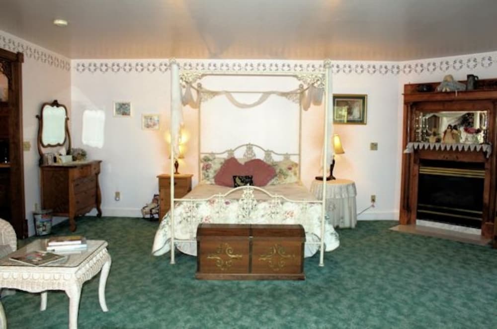 Belle Aire Mansion Guest House 7/38