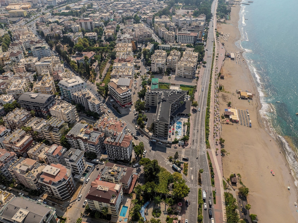 Green Garden City Luxury Apartments 30/37