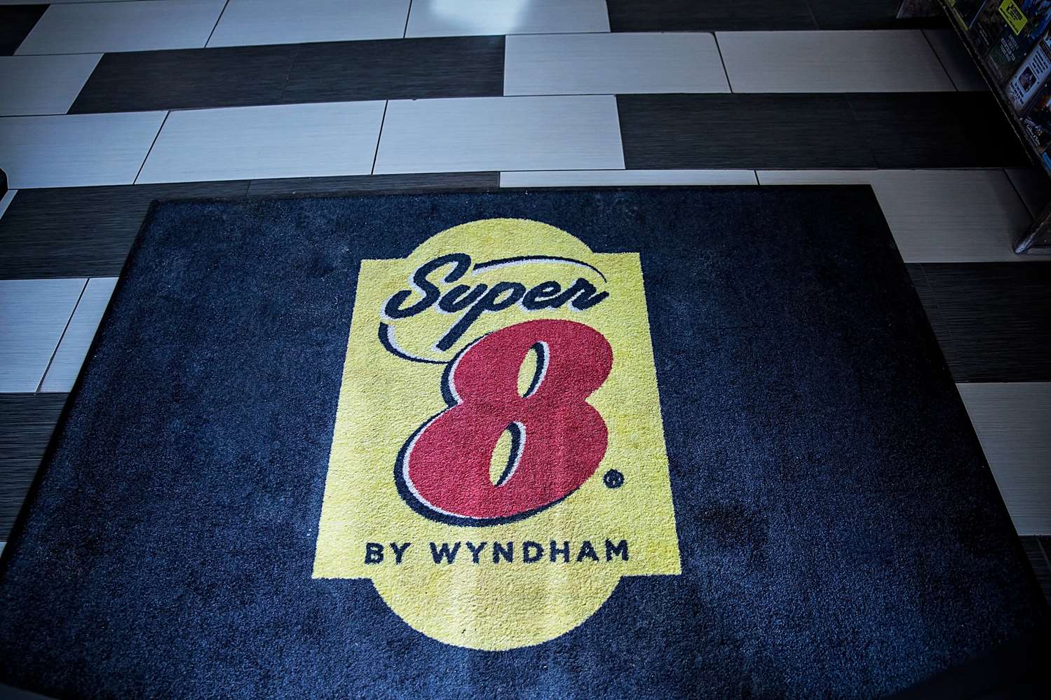 Super 8 by Wyndham Holbrook 17/38
