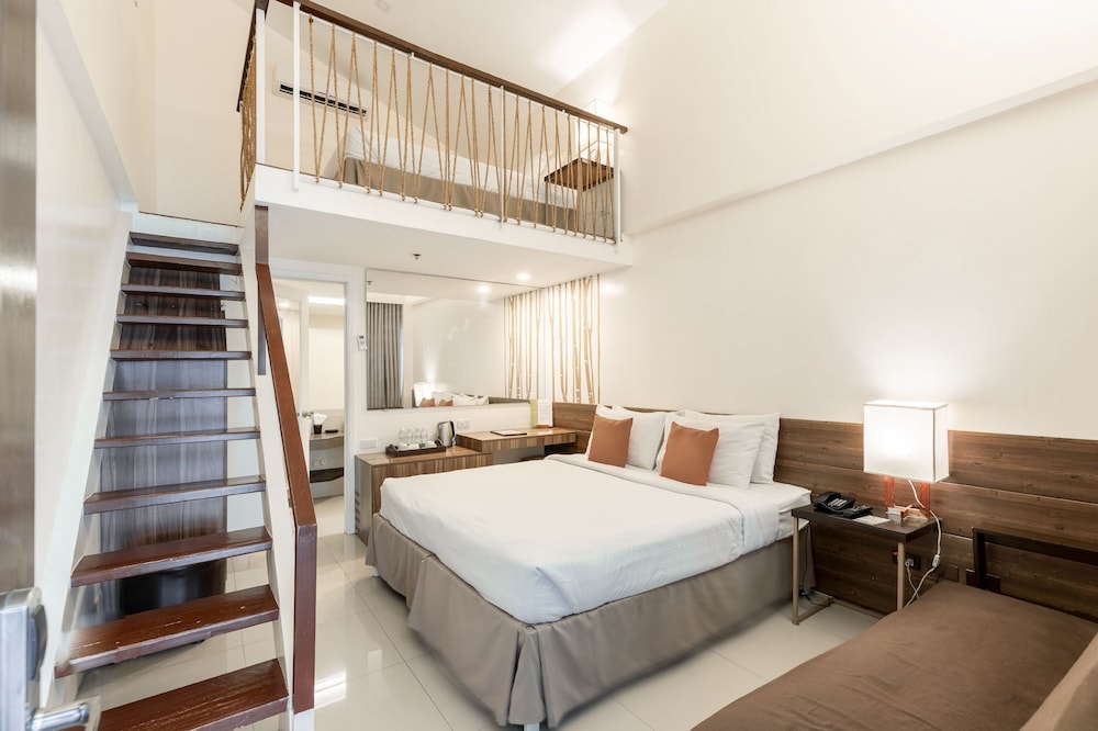 The Selah Garden Hotel 24/71