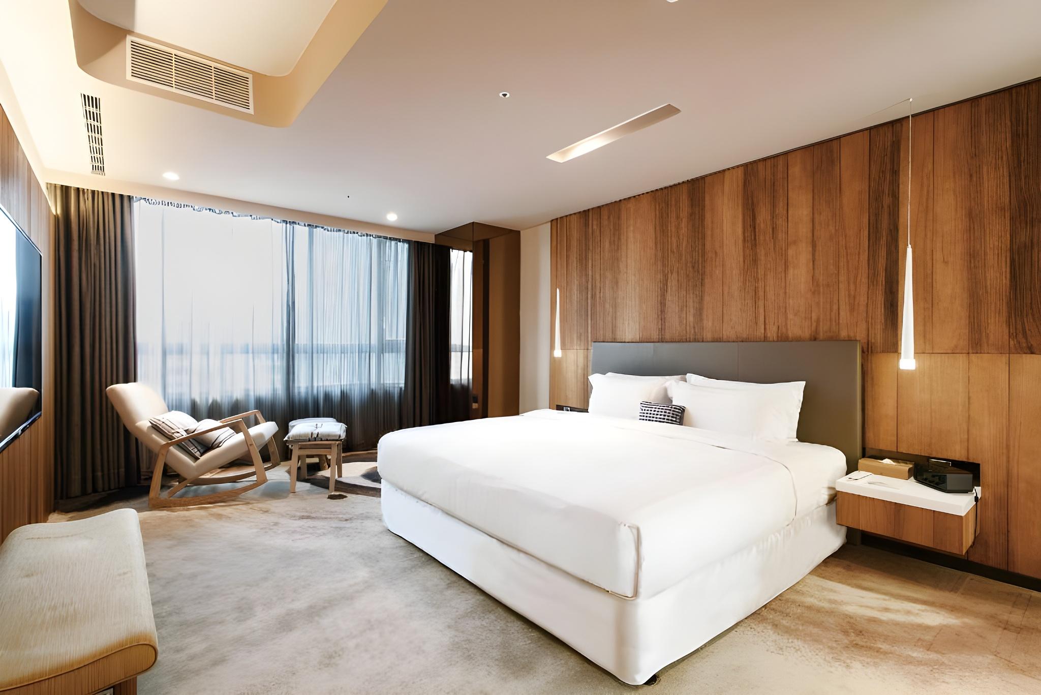 Express, Suite, Single Bed