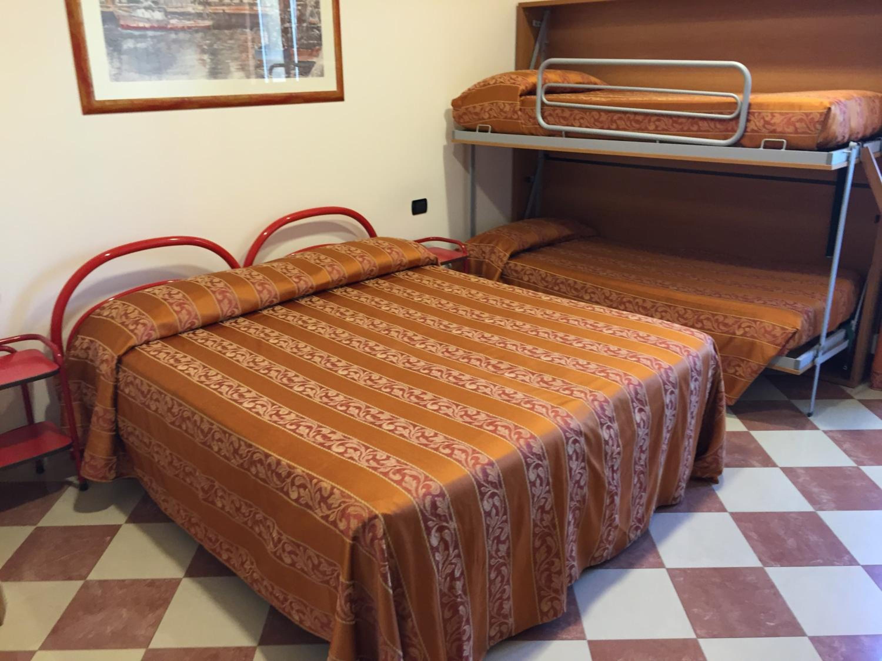 Hotel Fiorella 20/50
