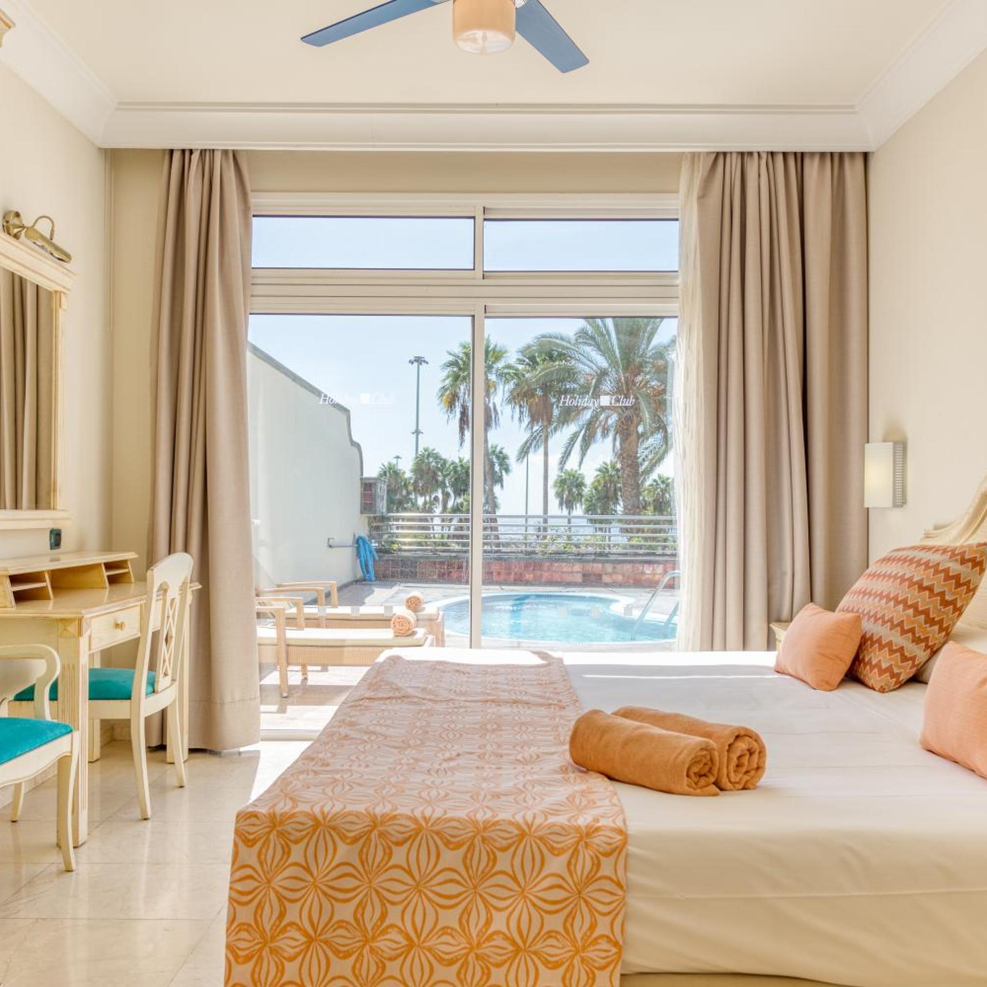 2 Bedrooms, Penthouse, Apartment، Holiday Club Playa Amadores 7/10