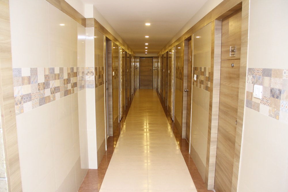 Hotel Vinayaga 2/25