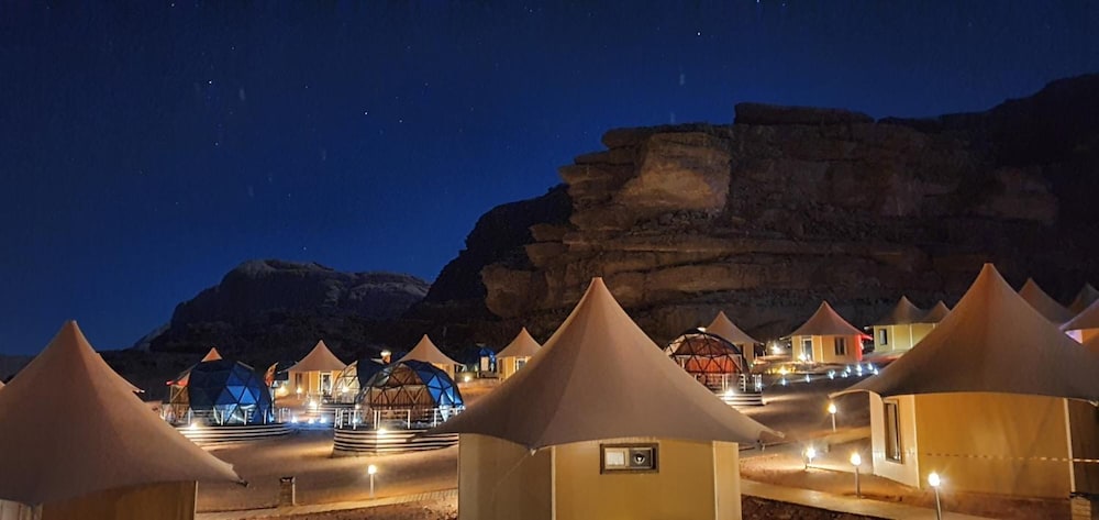 Memories Aicha Luxury Camp in AQABA