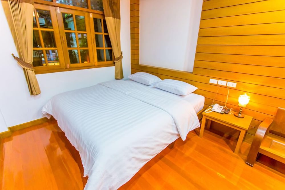 Tree Home Plus Home Stay 18/50