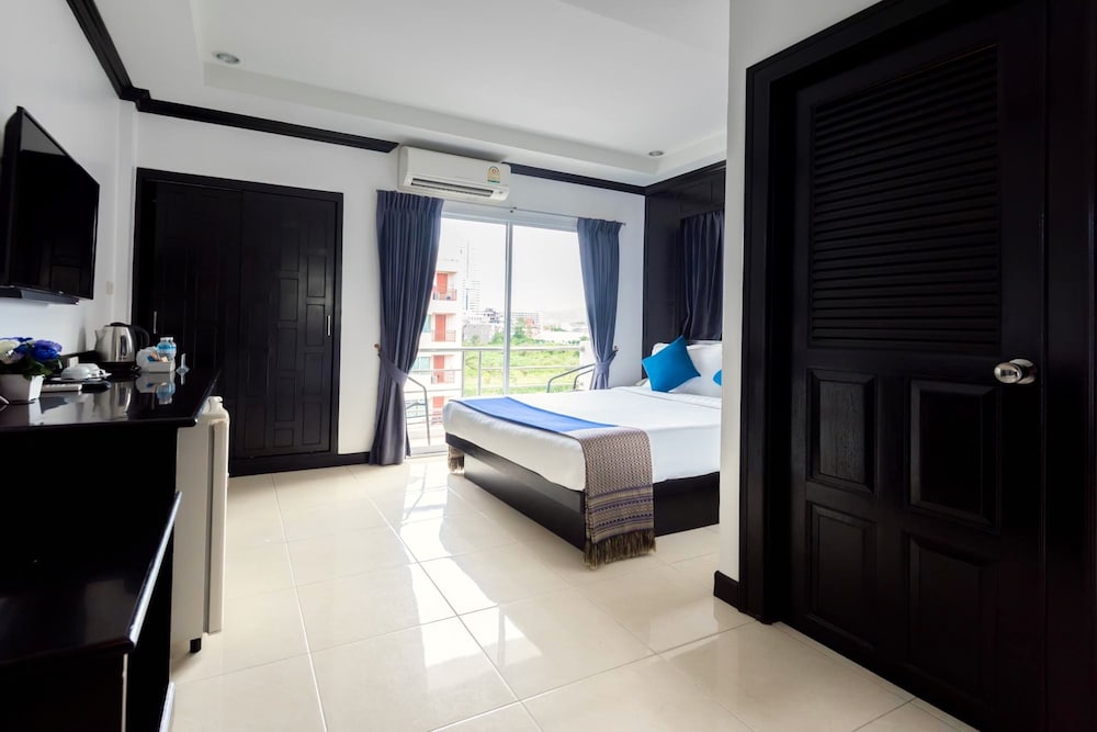Hallo Patong Hotel 32/66