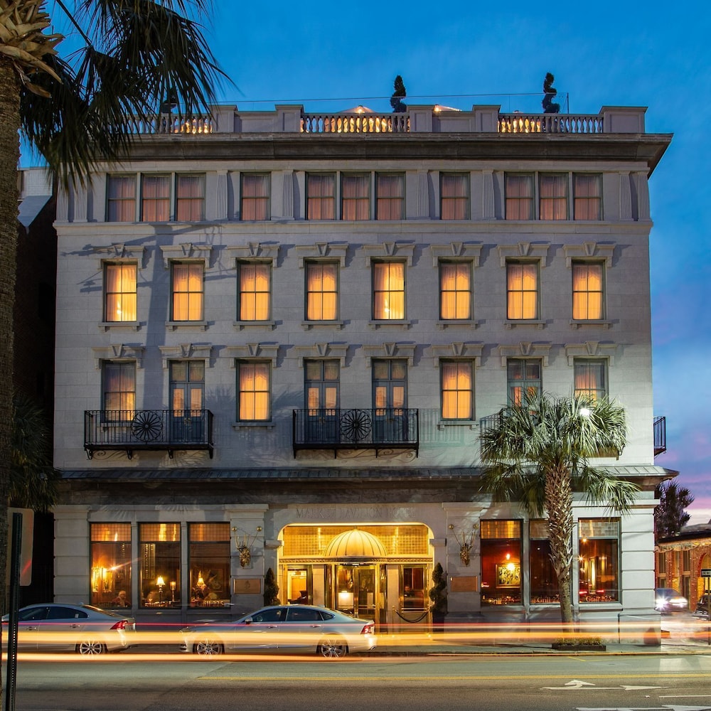 Market Pavilion Hotel 4/61
