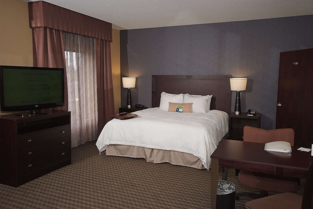 Hampton Inn And Suites Vineland 12/39