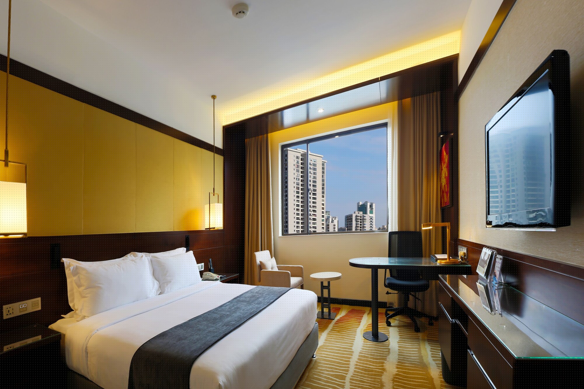 Room at Baohua Harbour View Hotel, HAIKOU