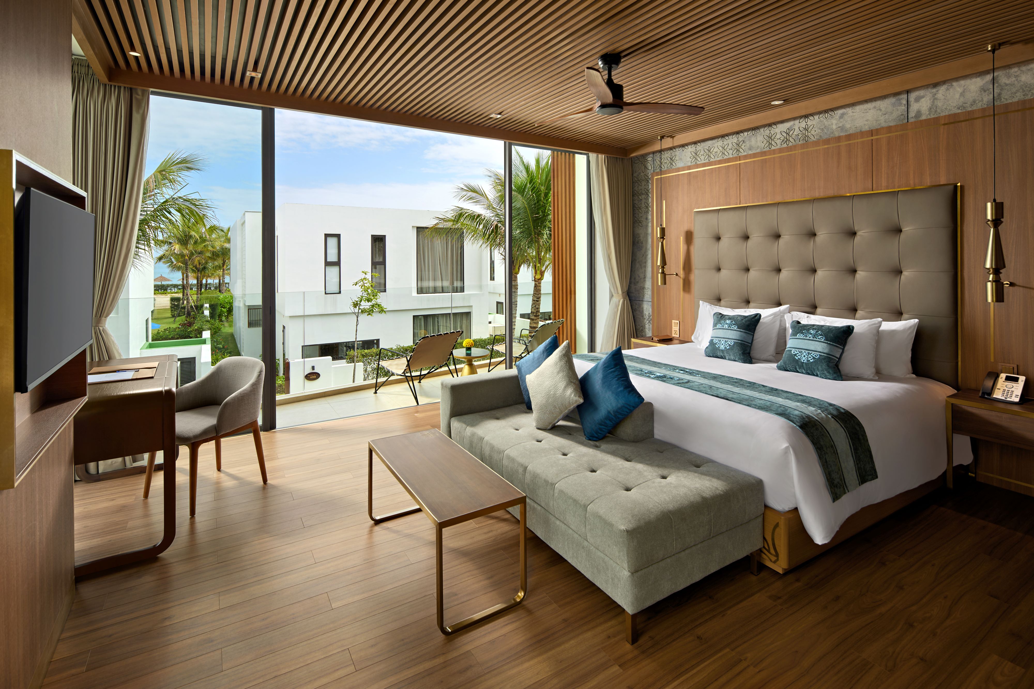 Royal Beachfront Villas & Spa Hoi An Danang 21/134