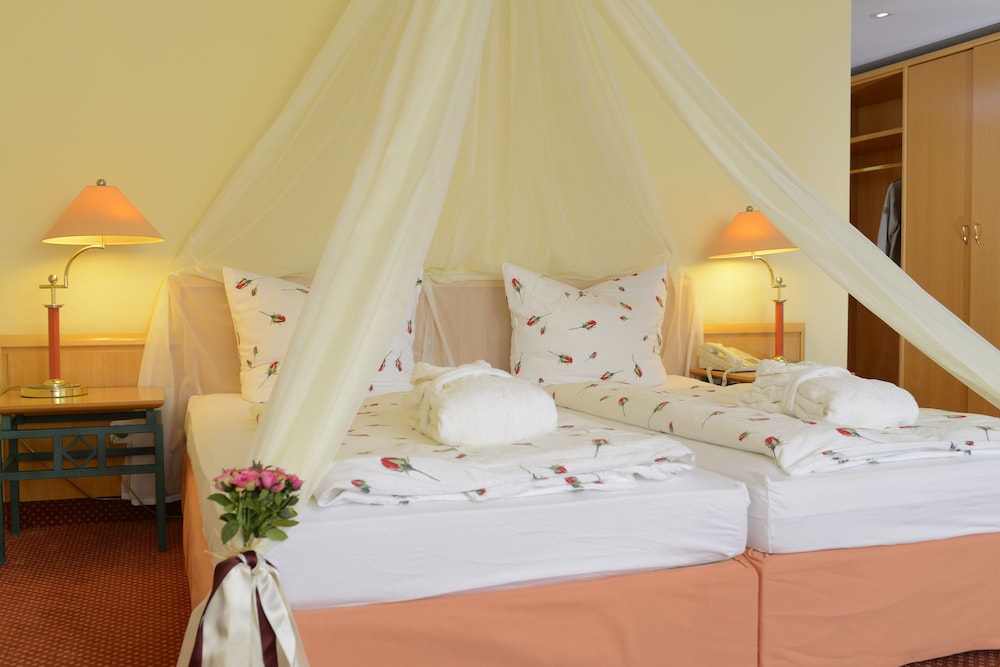 TOP CountryLine Seehotel Grossherzog 24/52