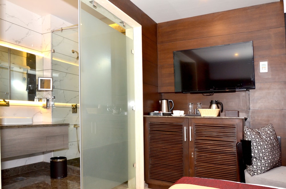 Hotel Sawera Grand 46/46