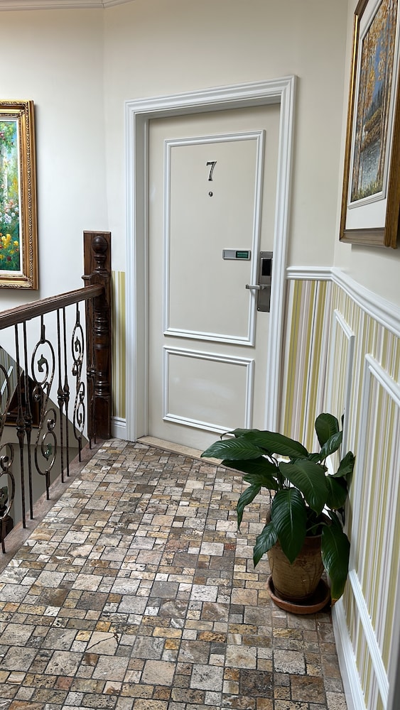 Parc Suites Hotel 42/50