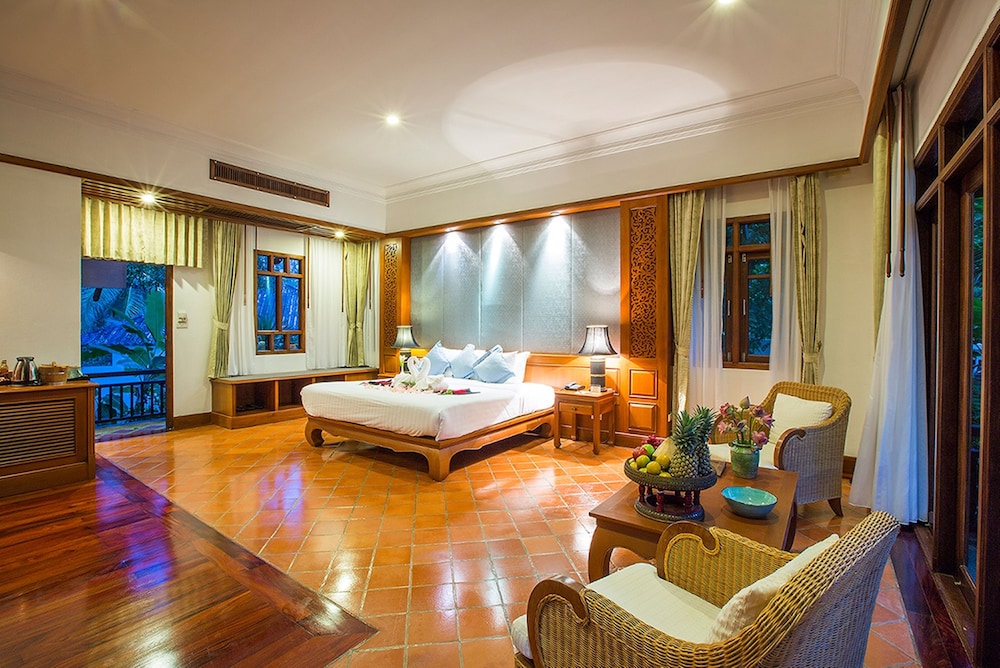 The Hotspring Beach Resort and Spa 45/59