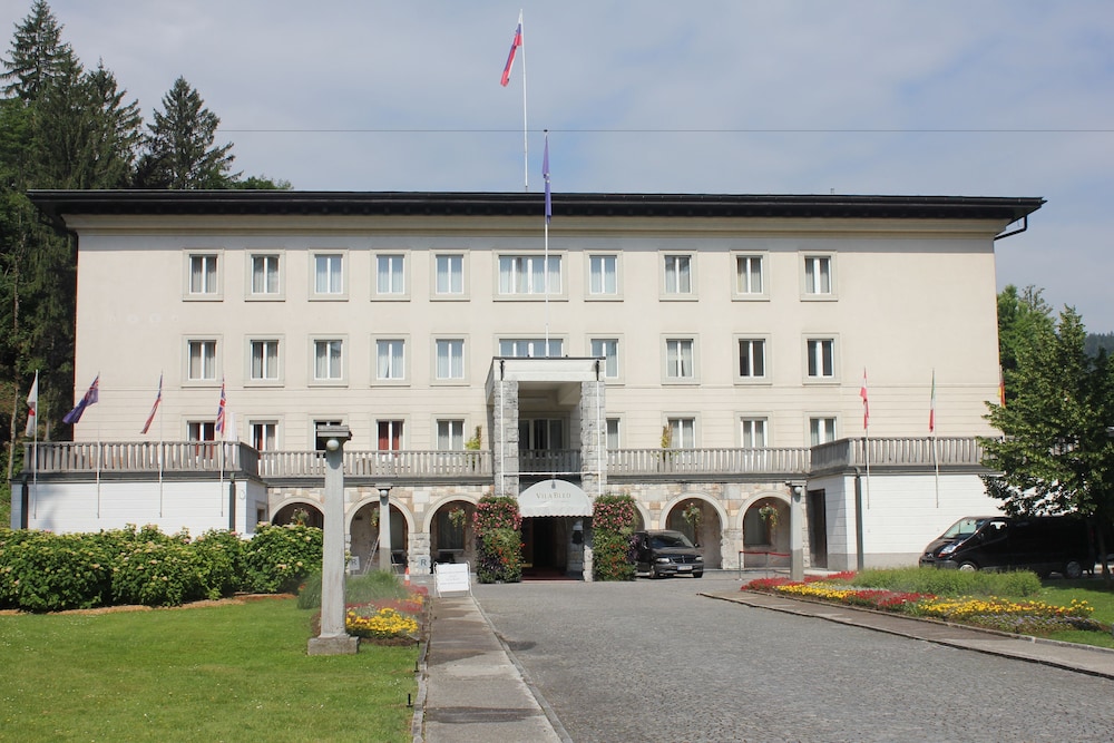Vila Bled 1/34