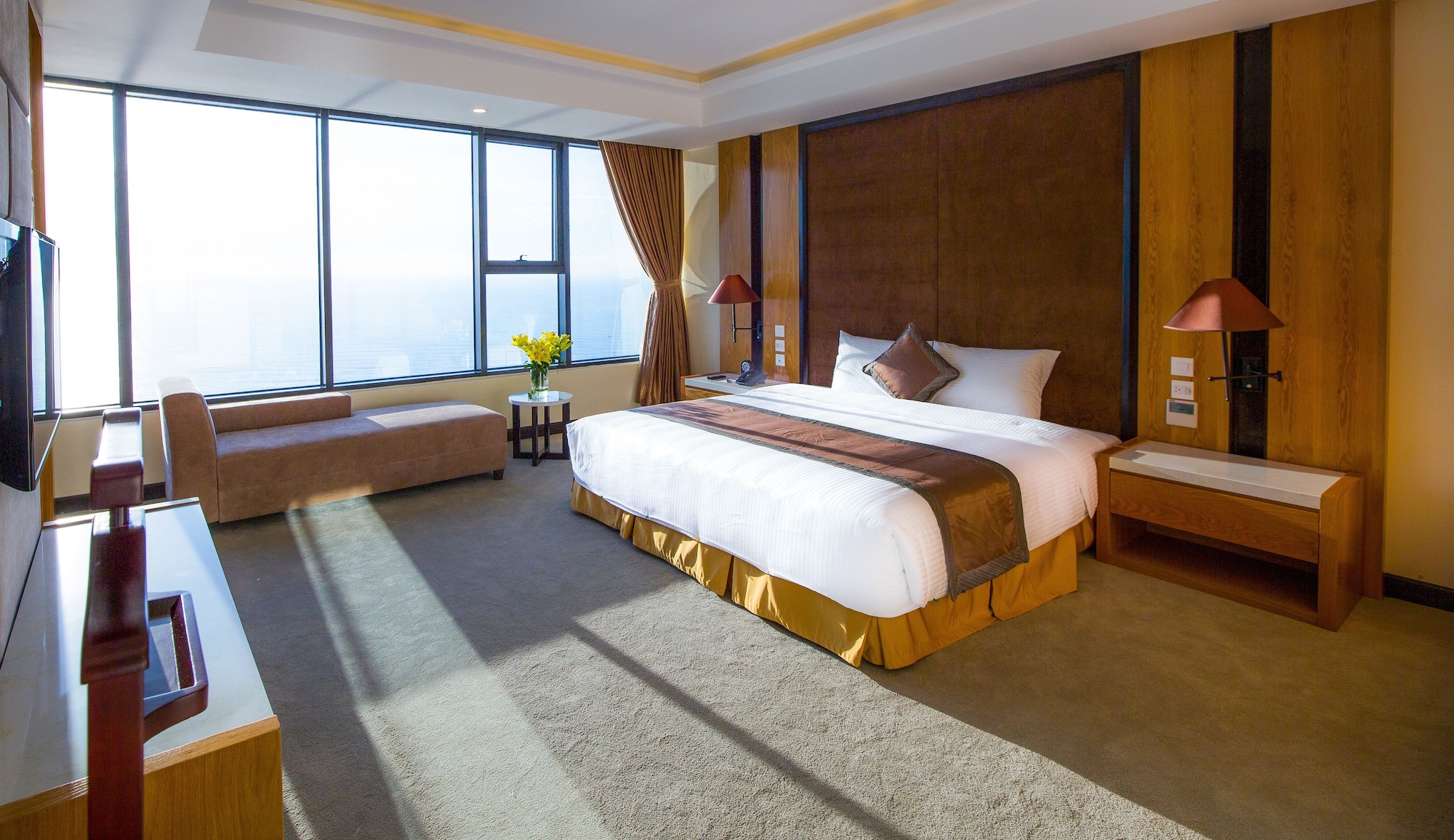 GRAND, SUITE, OCEAN VIEW
