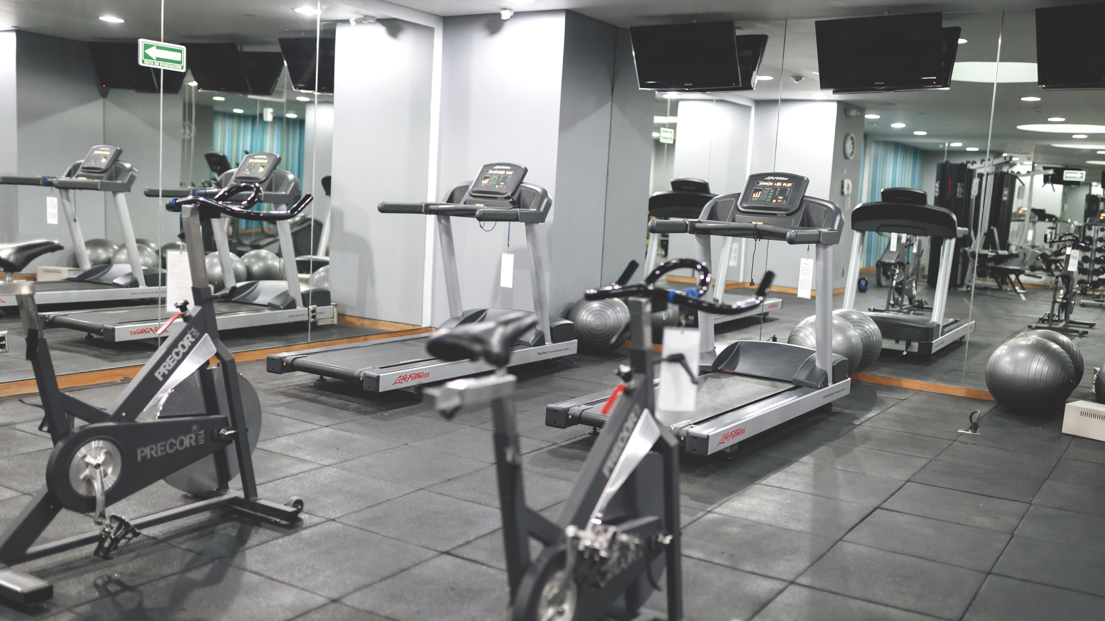 Holiday Inn Express Mexico Reforma, an IHG Hotel 38/66